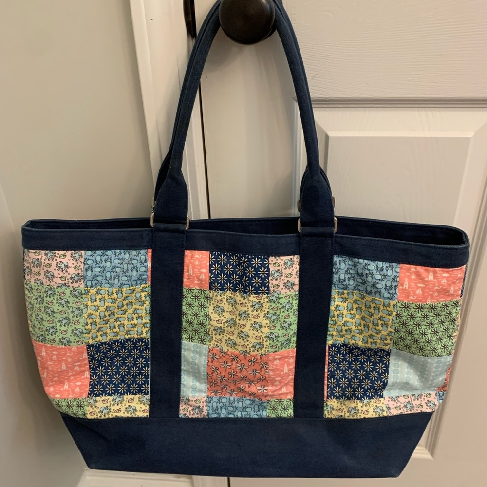 Vineyard Vines Heritage Patchwork Oversized Tote … - image 2
